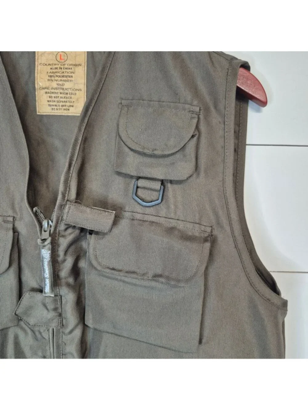 Master Sportsman Mens Outdoor Fishing Vest Size L With Multiple Pockets & Zipper - Picture 3 of 9